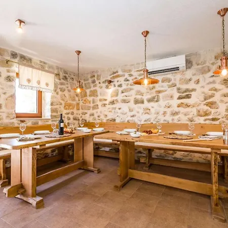 Villa Stone Villa Miandri