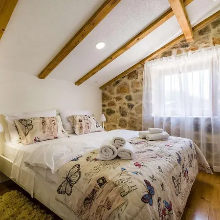 Villa Stone Villa Miandri